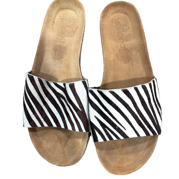 Yokono Womens Brown White Zebra Print Leather Calf Hair Slide Sandals Size 8 - Picture 5 of 12
